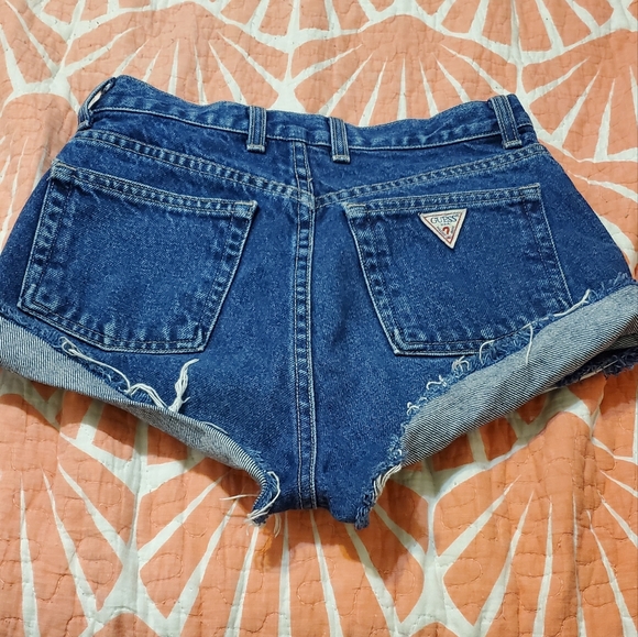 GUESS? Mini shorts - Picture 5 of 5